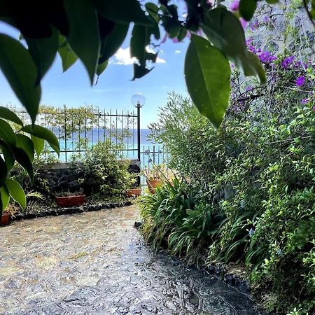 Ocean View Villa With Fast Wi-Fi And Elevator To Town Леванто Екстер'єр фото